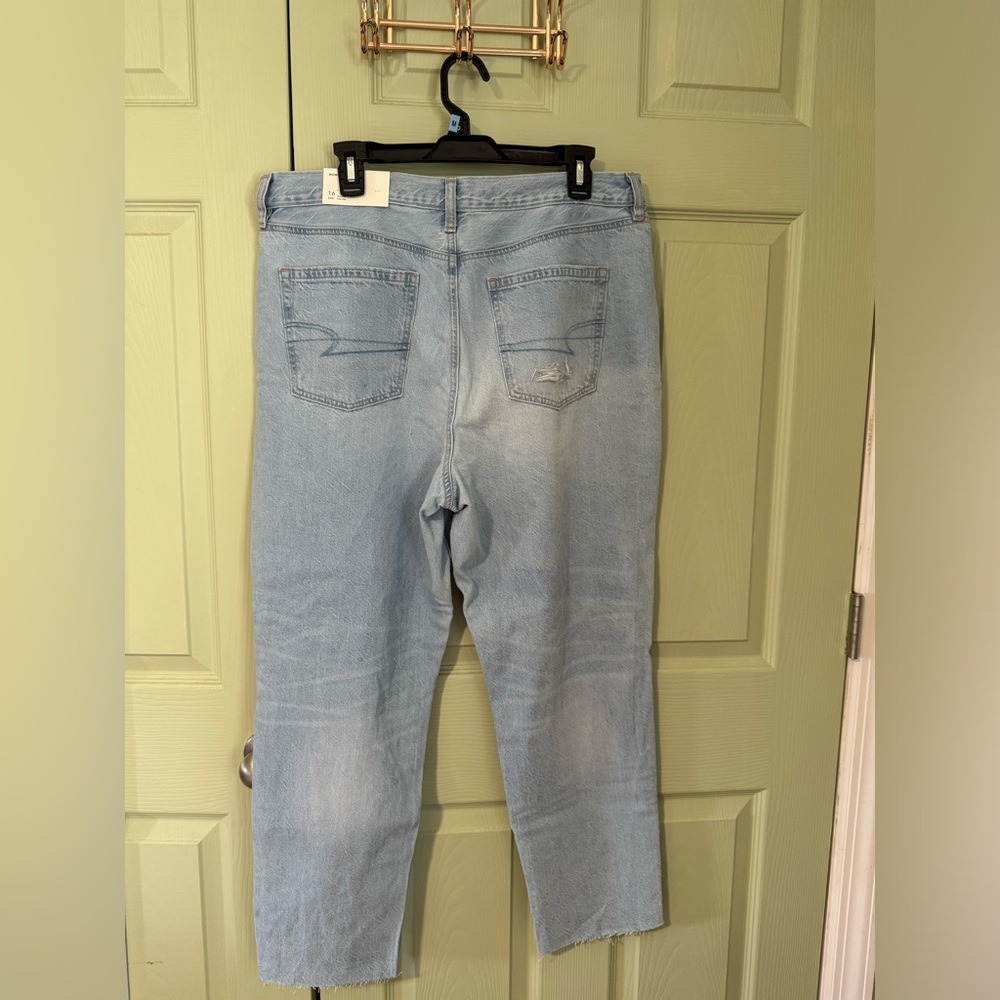 American Eagle Mom Jeans - Picture 4 of 4